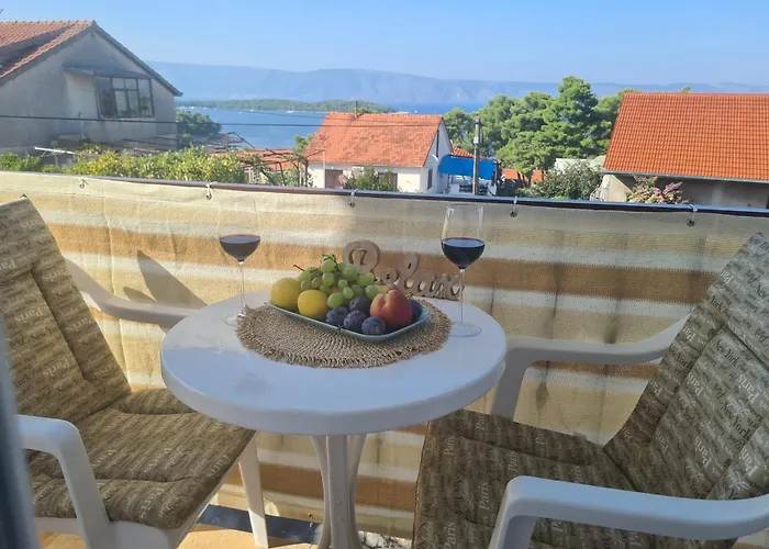 Bura Apartman Jelsa (Hvar)