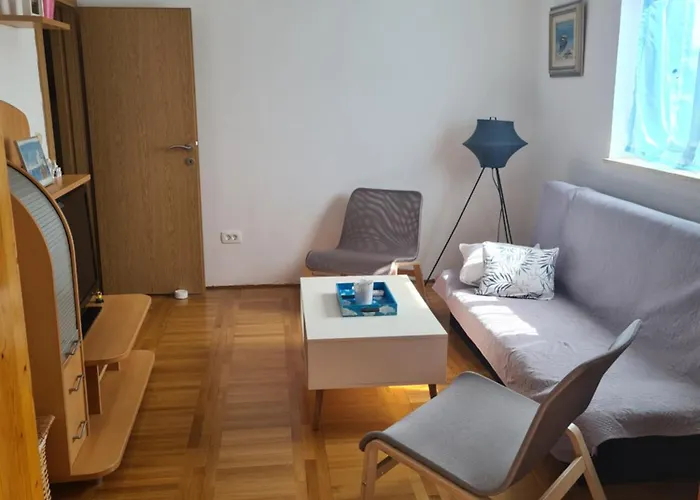 Apartman Bura *